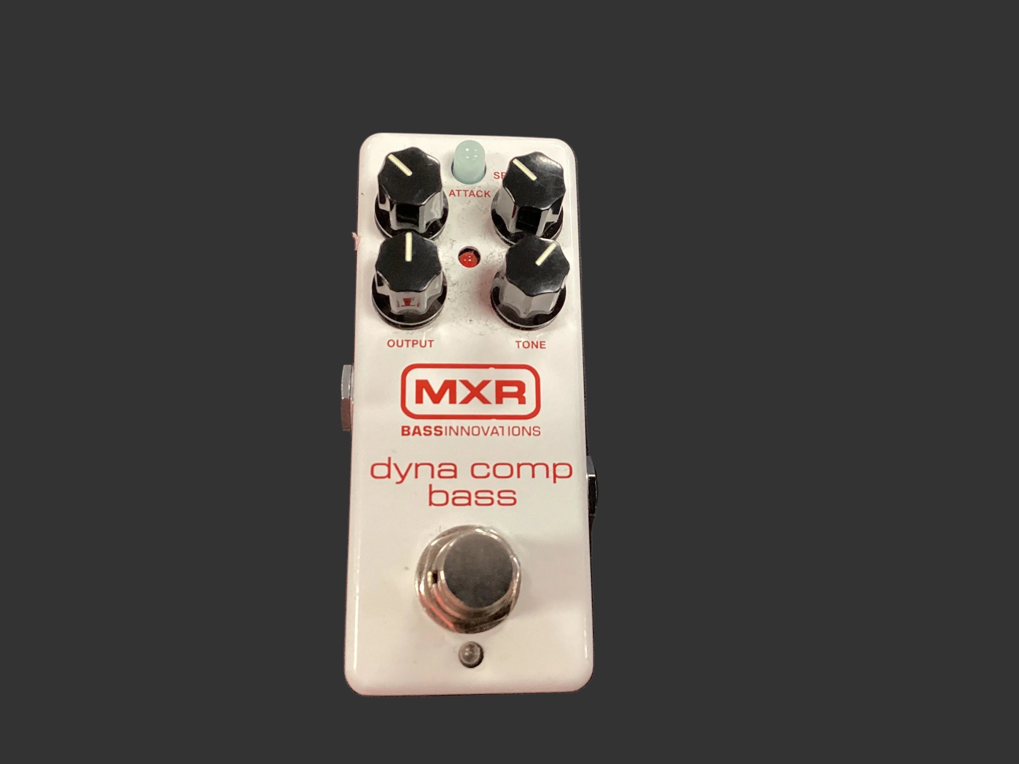 dyna comp pedal MXR M282 Dyna Comp Bass Compressor