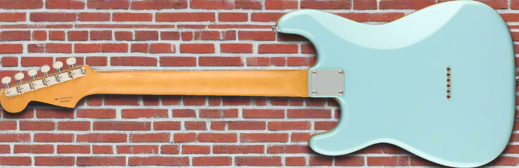 Image of FENDER Noventa Stratocaster®, Maple Fingerboard, Daphne Blue