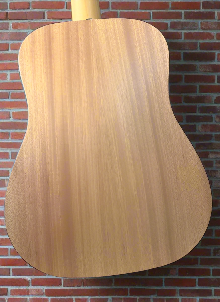 Image of Taylor Swift Baby Taylor (TSBTe)