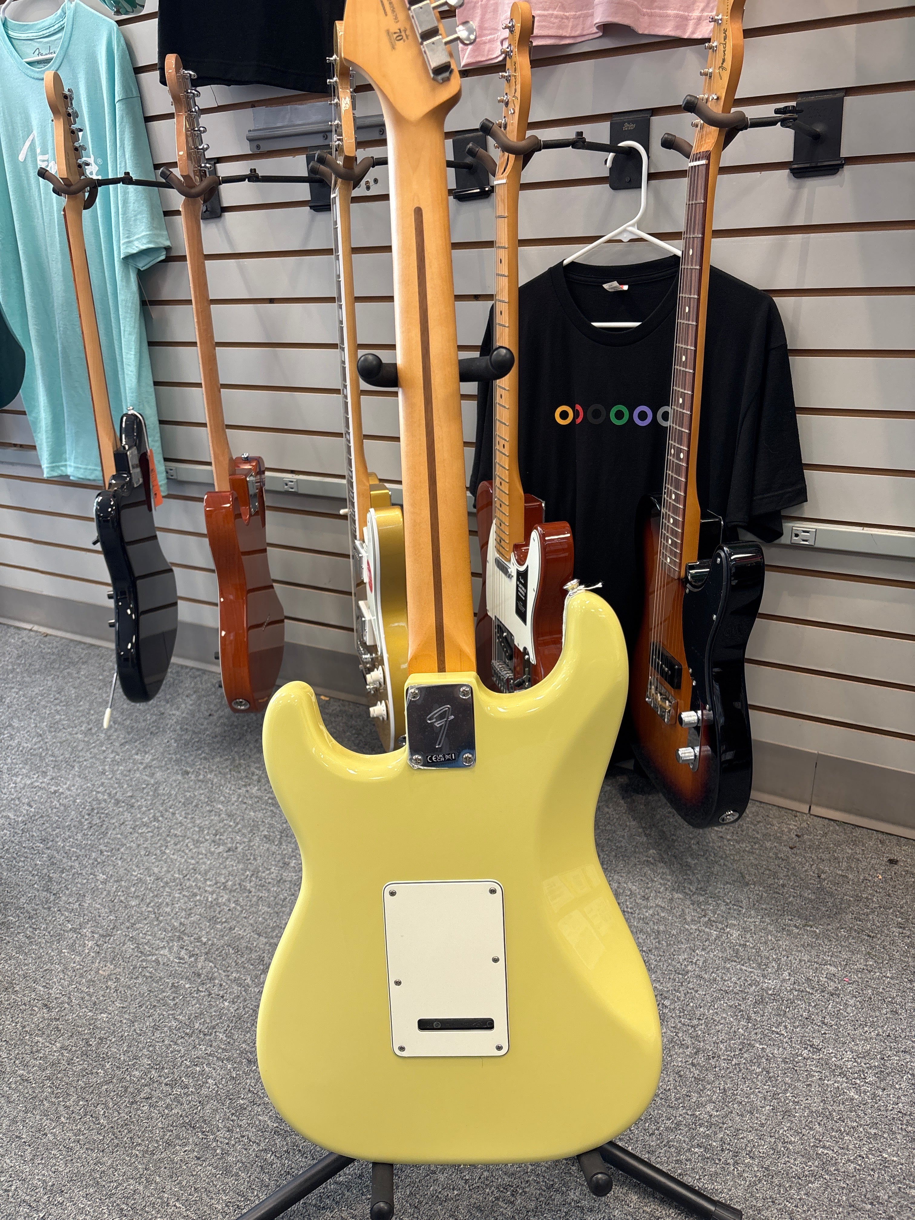 Image of FENDER Player II Stratocaster®, Maple Fingerboard, Hialeah Yellow
