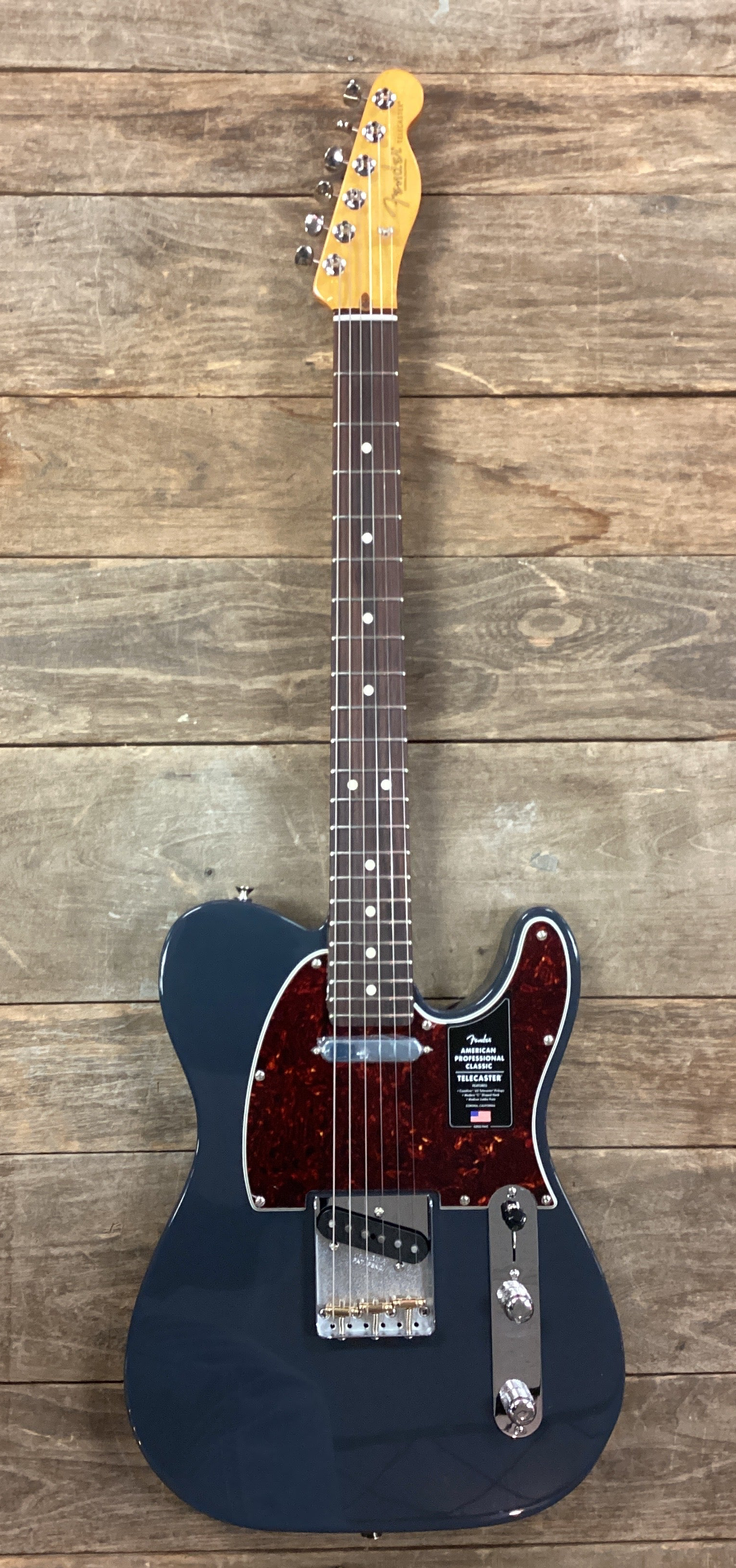 Image of Fender American Professional Classic Telecaster®, Rosewood Fingerboard, Faded Black