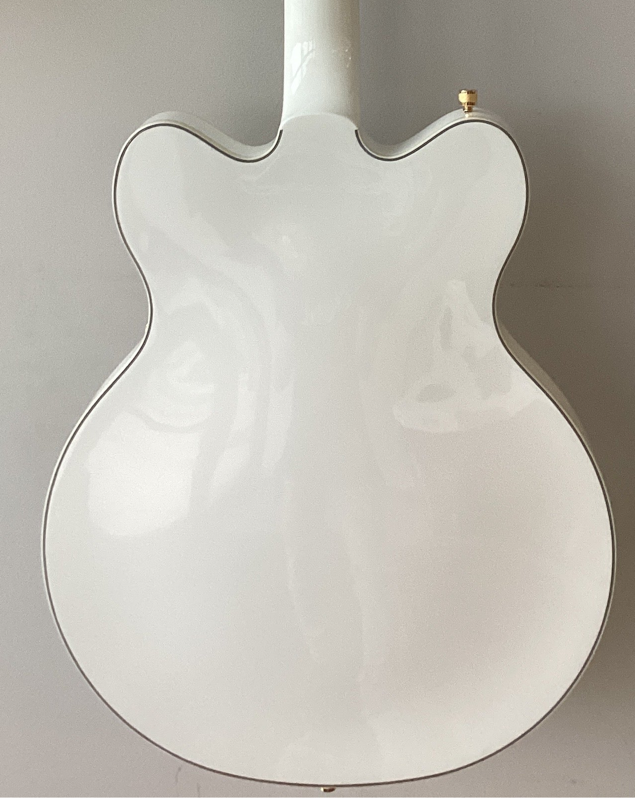 Gretsch G5422TG Electromatic® Classic Hollow Body Double-Cut with Bigsby® and Gold Hardware, Laurel Fingerboard, Snowcrest White