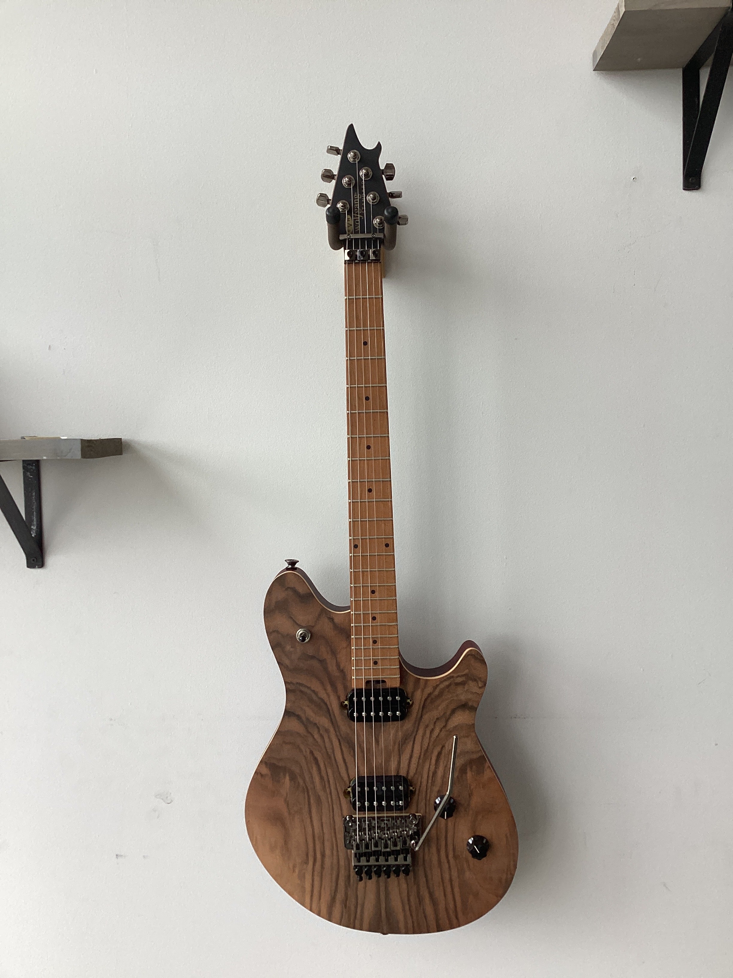 Image of EVH Wolfgang® WG Standard Exotic Black Walnut, Baked Maple Fingerboard, Natural