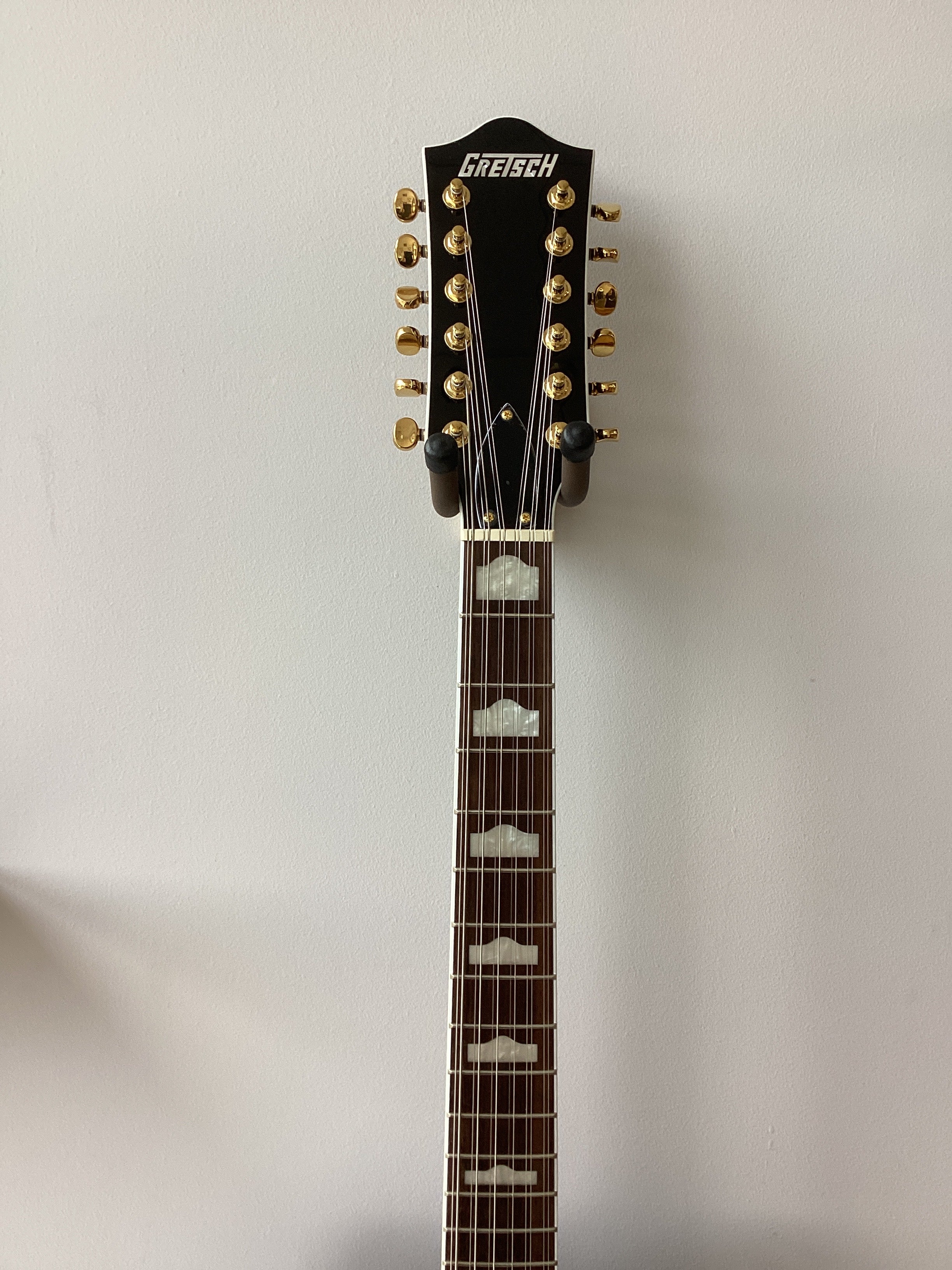 Image of Gretsch G5422G-12 Electromatic® Classic Hollow Body Double-Cut 12-String with Gold Hardware, Laurel Fingerboard, Single Barrel Burst