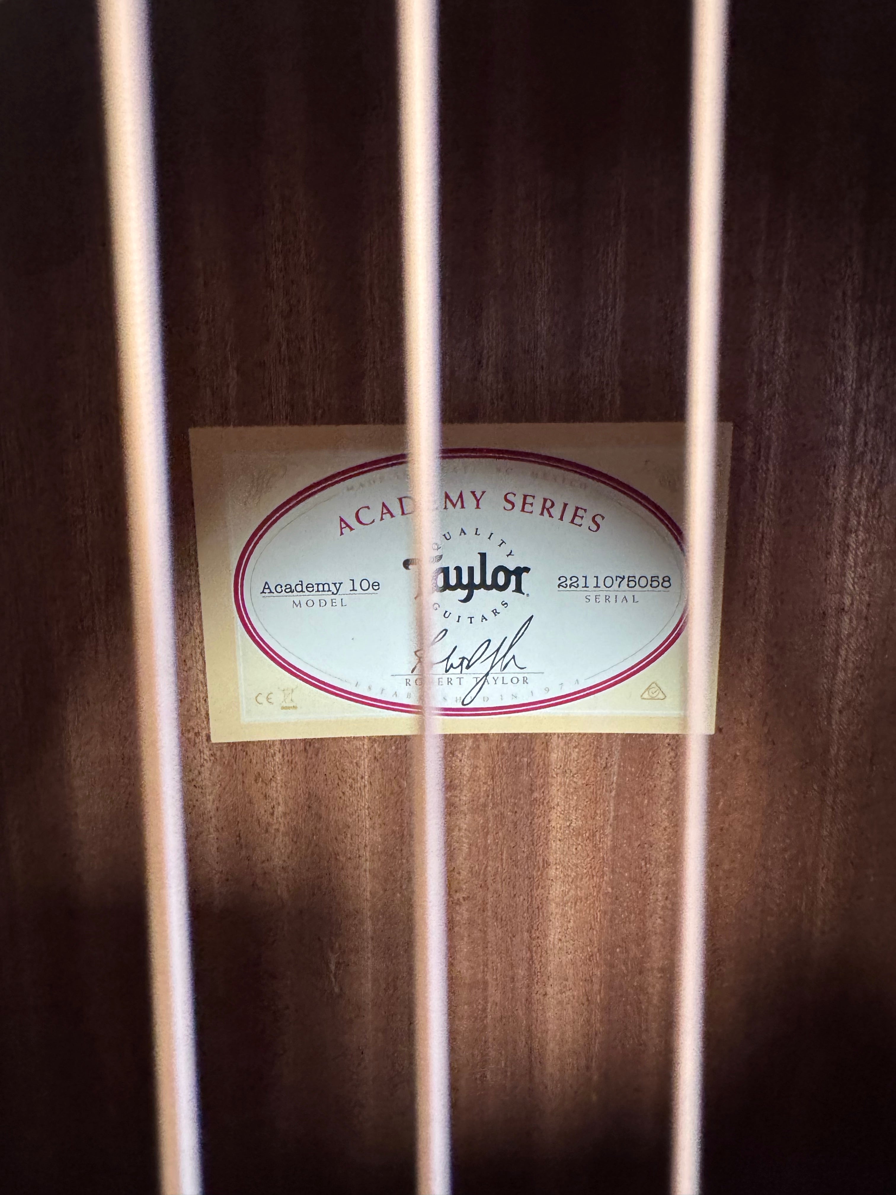 Image of Taylor Academy 10e