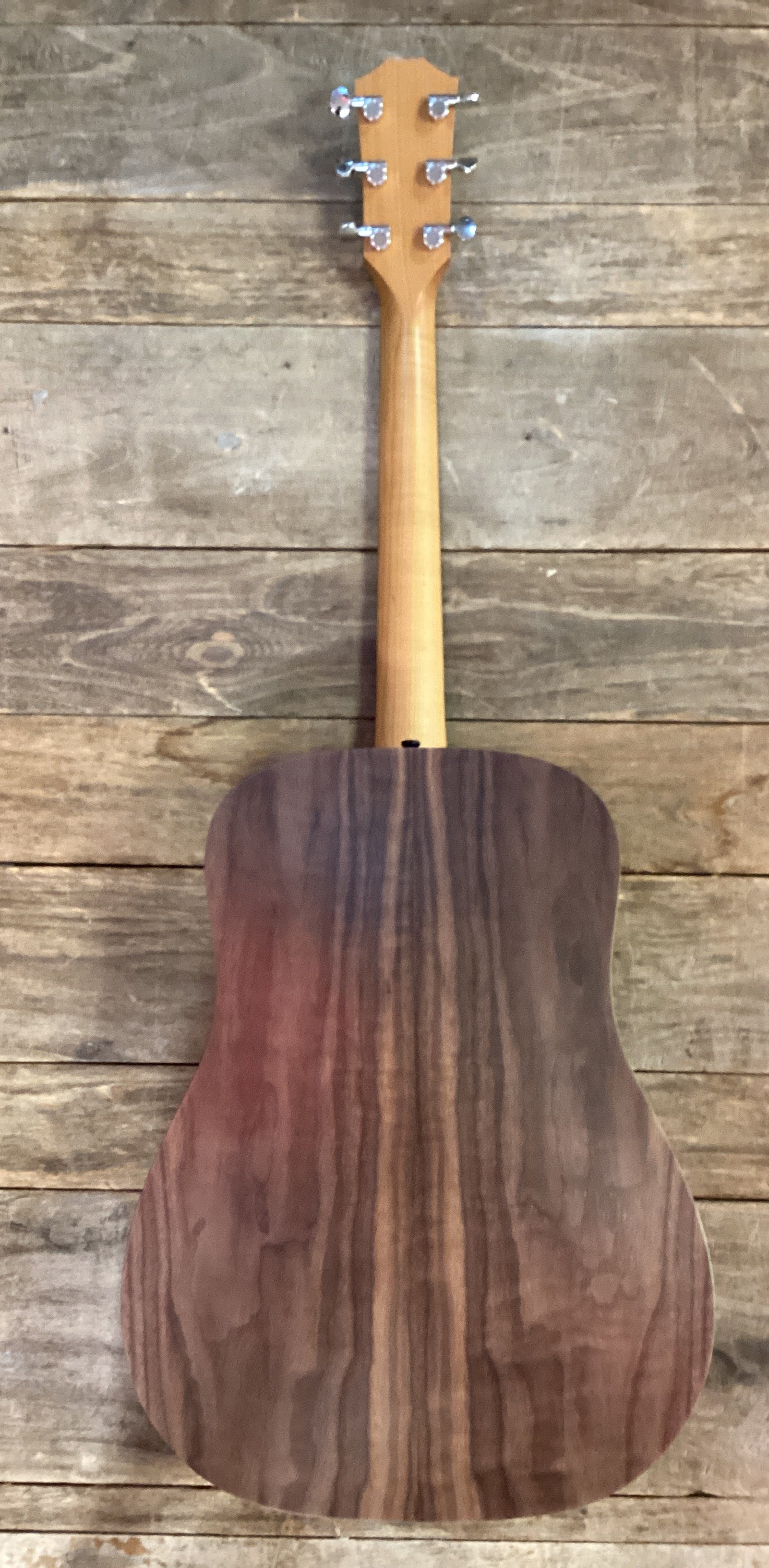 Taylor Big Baby Taylor (BBT)