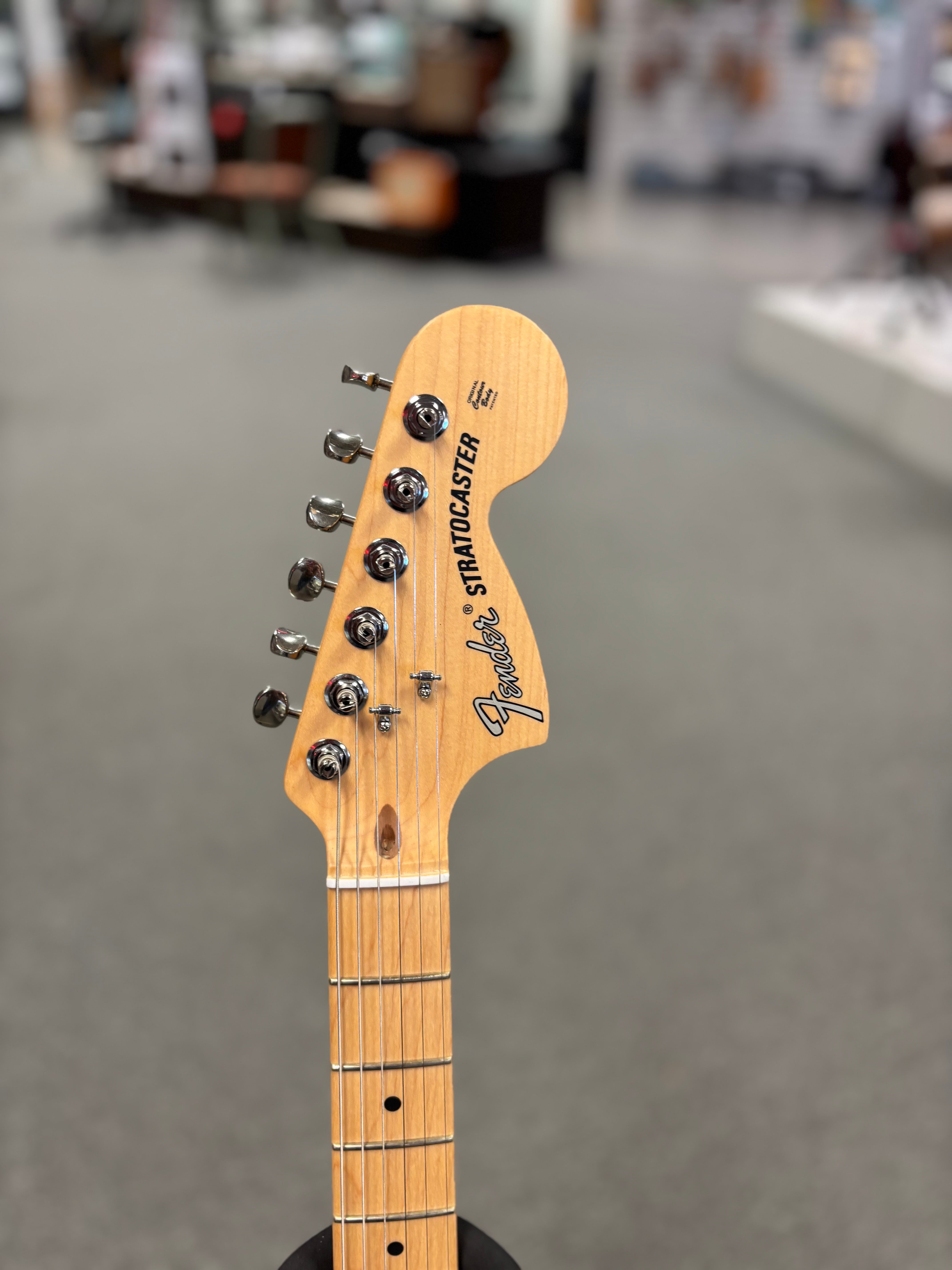 Image of Fender American Performer HSS with gig bag