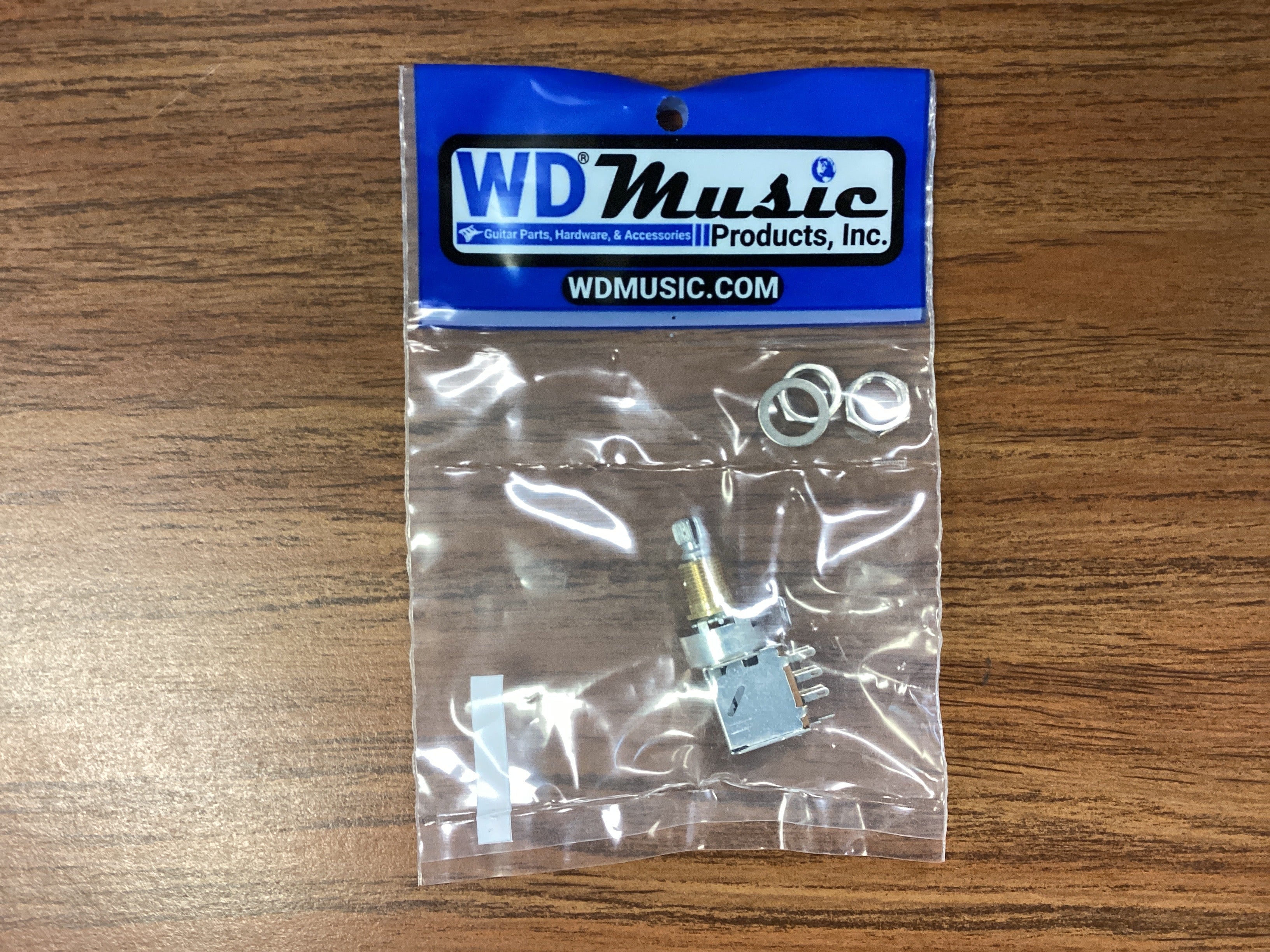 Image of WD 500K Ohm Push/Pull Potentiometer
