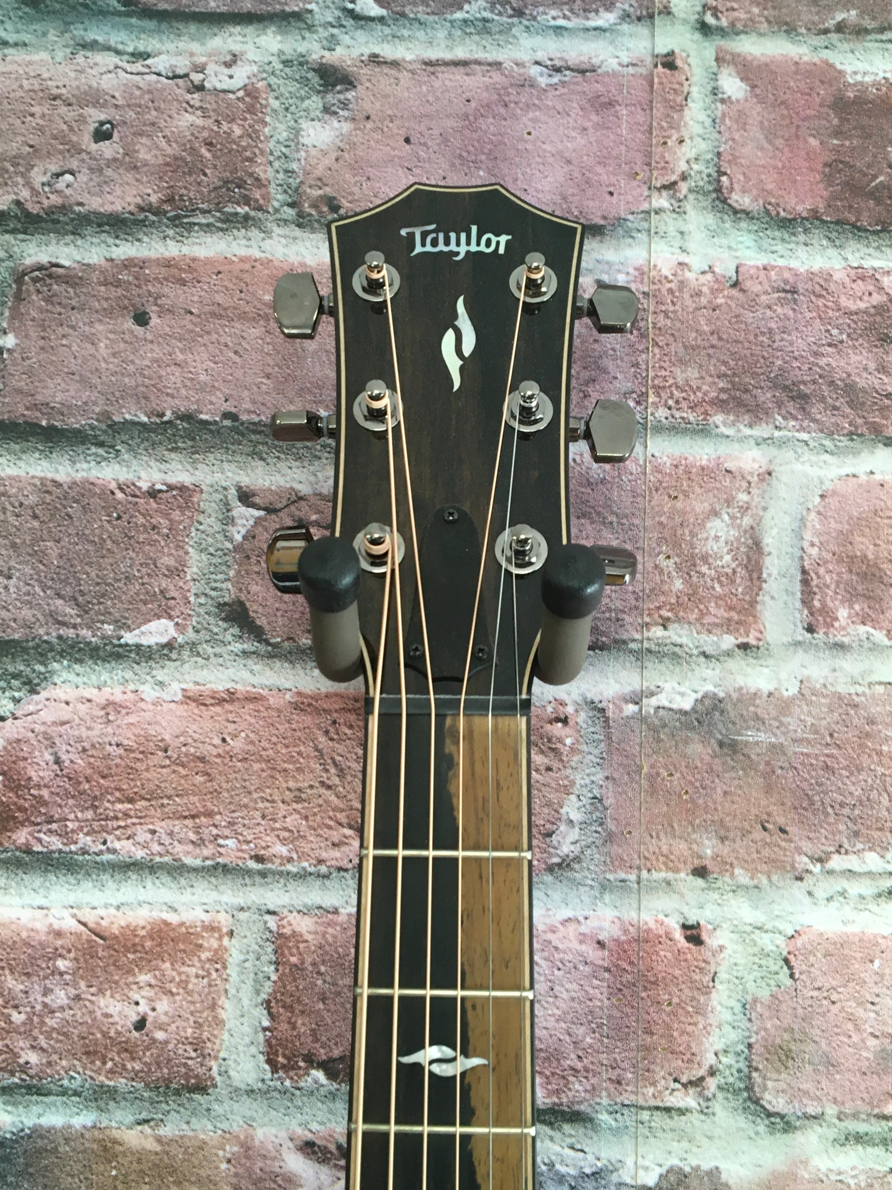 Image of Taylor 814ce