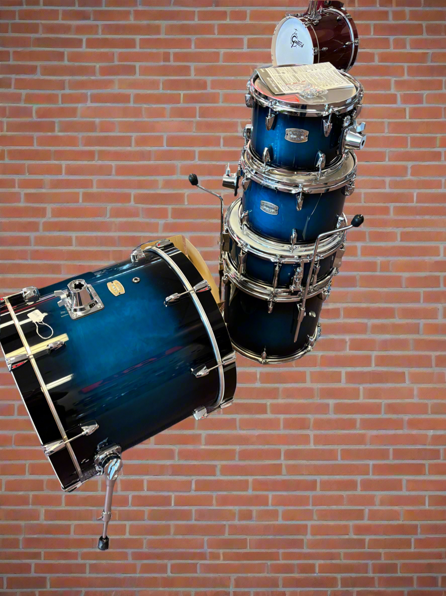 Image of Yamaha Stage Custom 20” Drum Set Deep Blue Sunburst