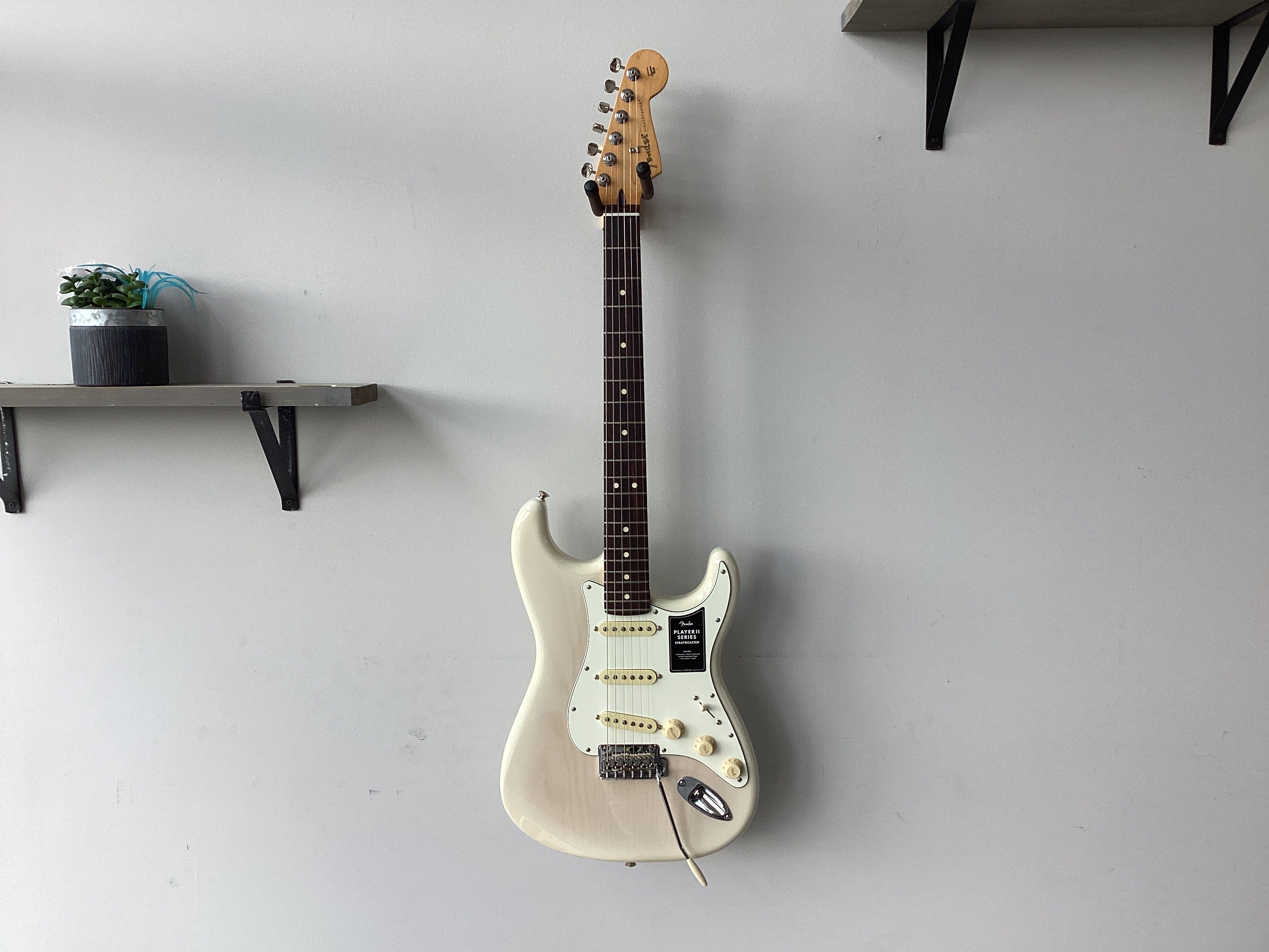 Image of Fender Player II Stratocaster White Blonde