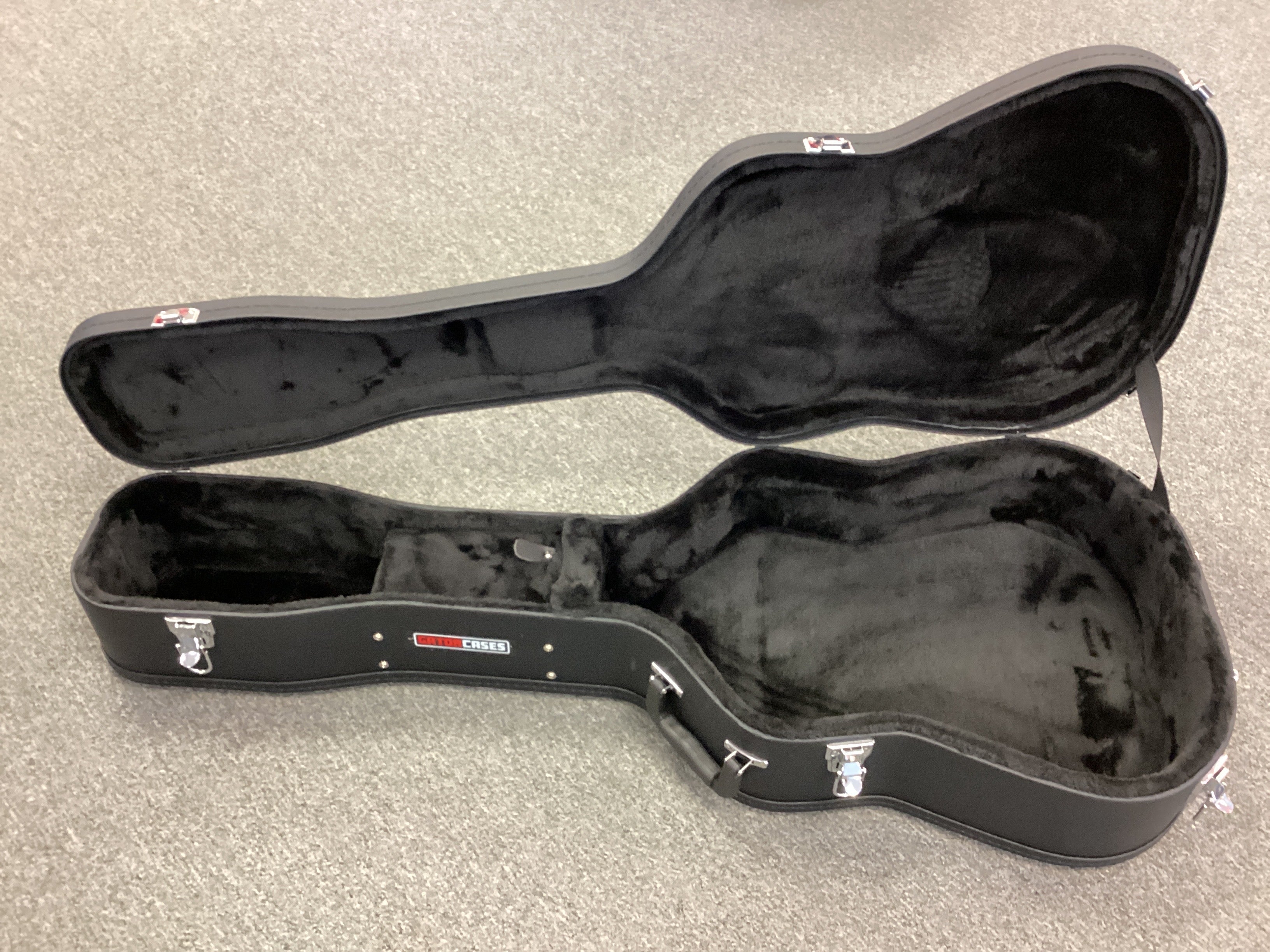 Image of Gator 6/12 String Acoustic Dreadnought Case