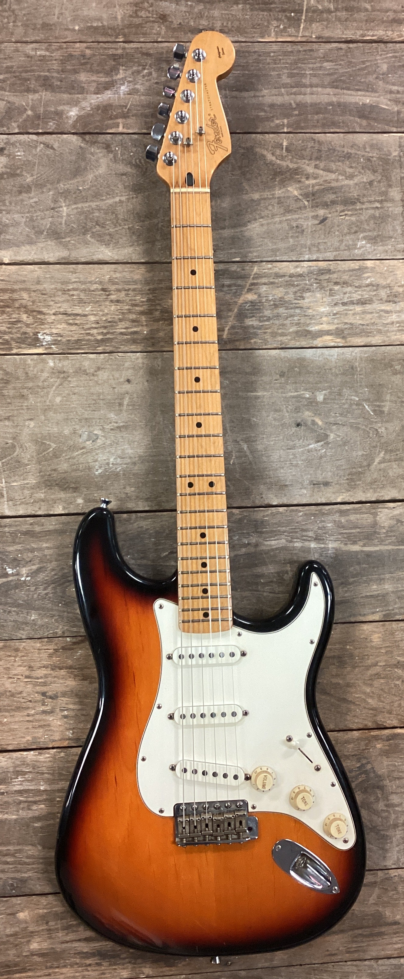 Image of USED Fender USA California Series “Brown Sunburst” Stratocaster