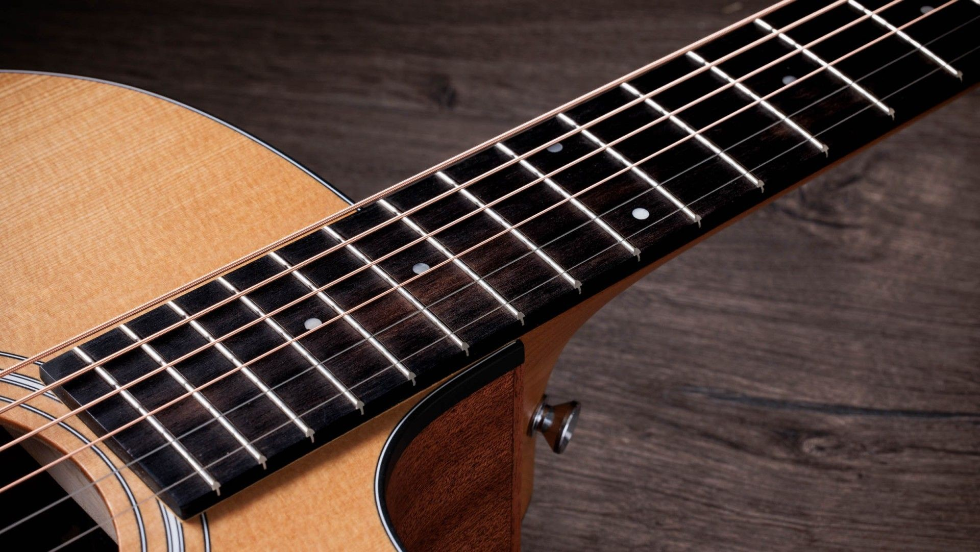 TAYLOR 114ce