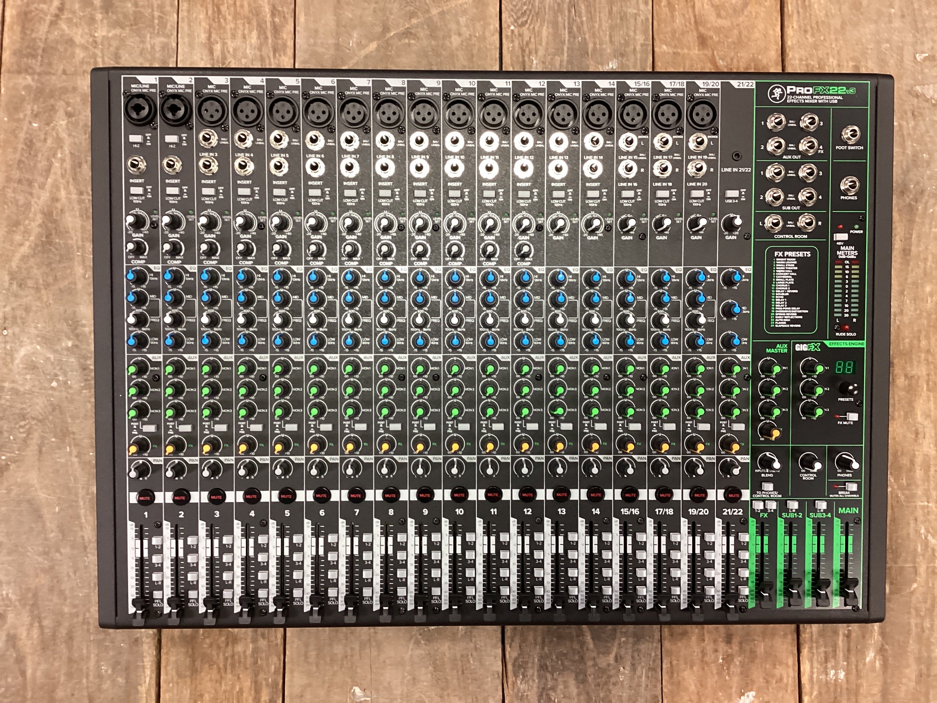 Image of Mackie ProFX22v3