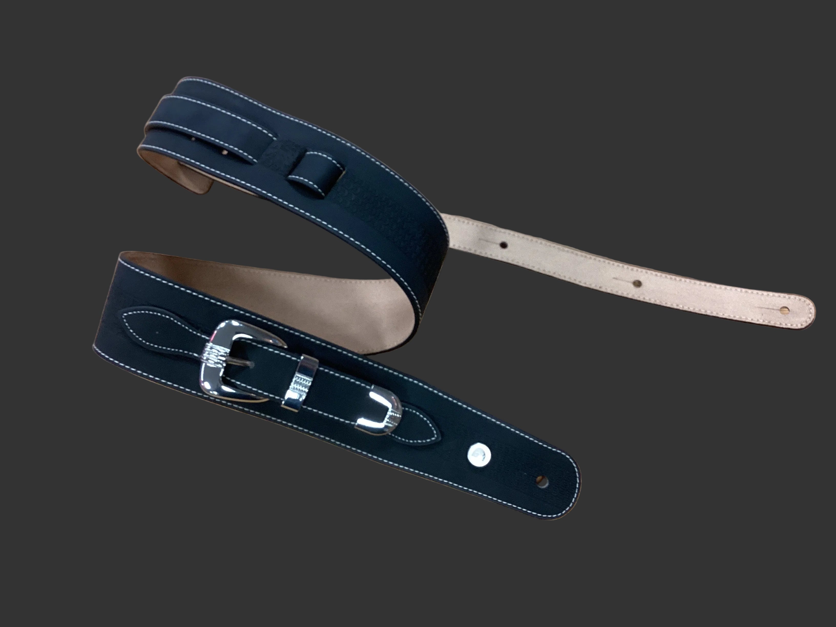 Image of D'Addario Deluxe 2 1/2” Leather “Buckle” Guitar Strap
