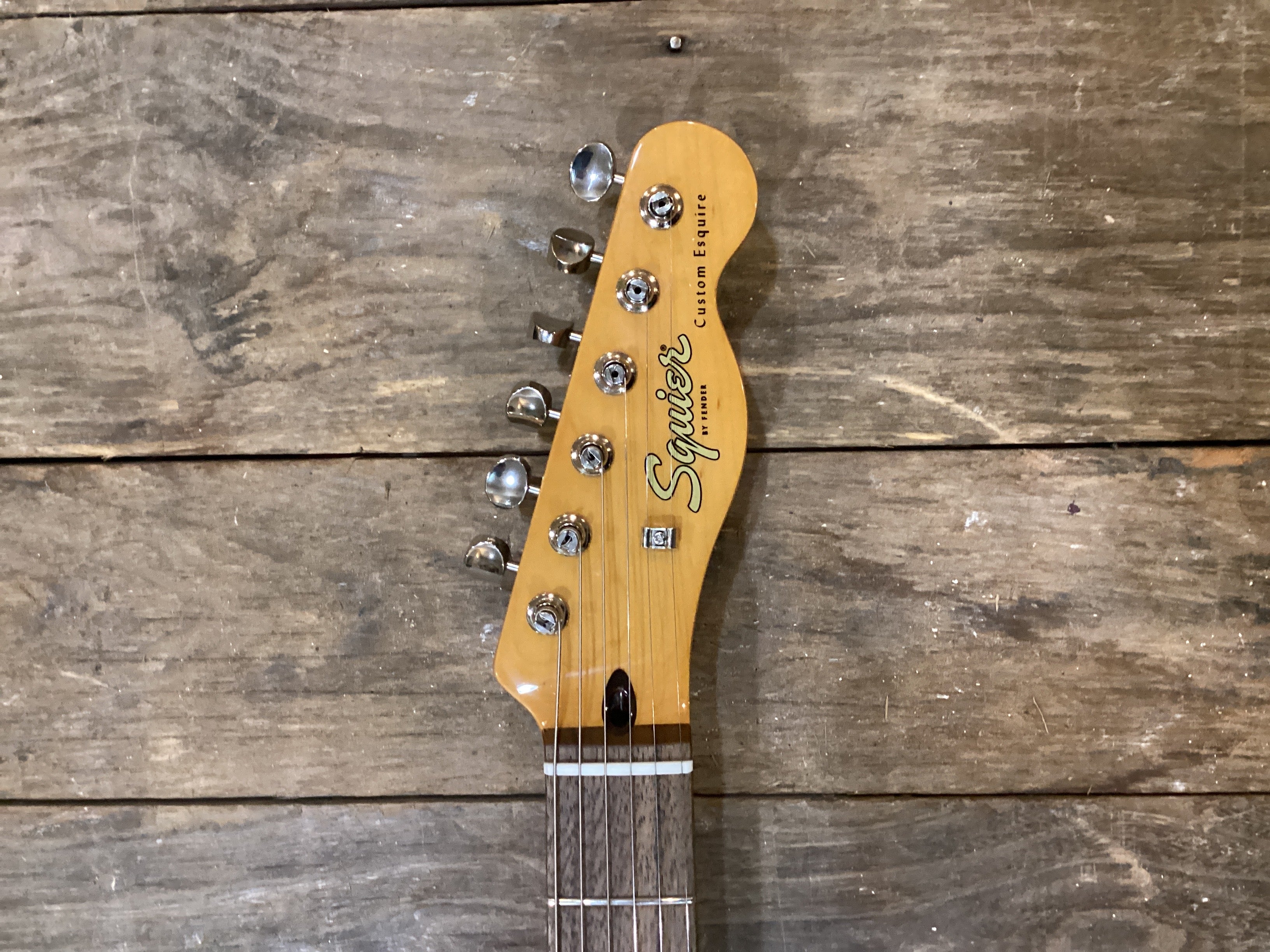 Image of Squier Classic Vibe™ Custom Esquire®, Laurel Fingerboard, Parchment Pickguard, Sherwood Green