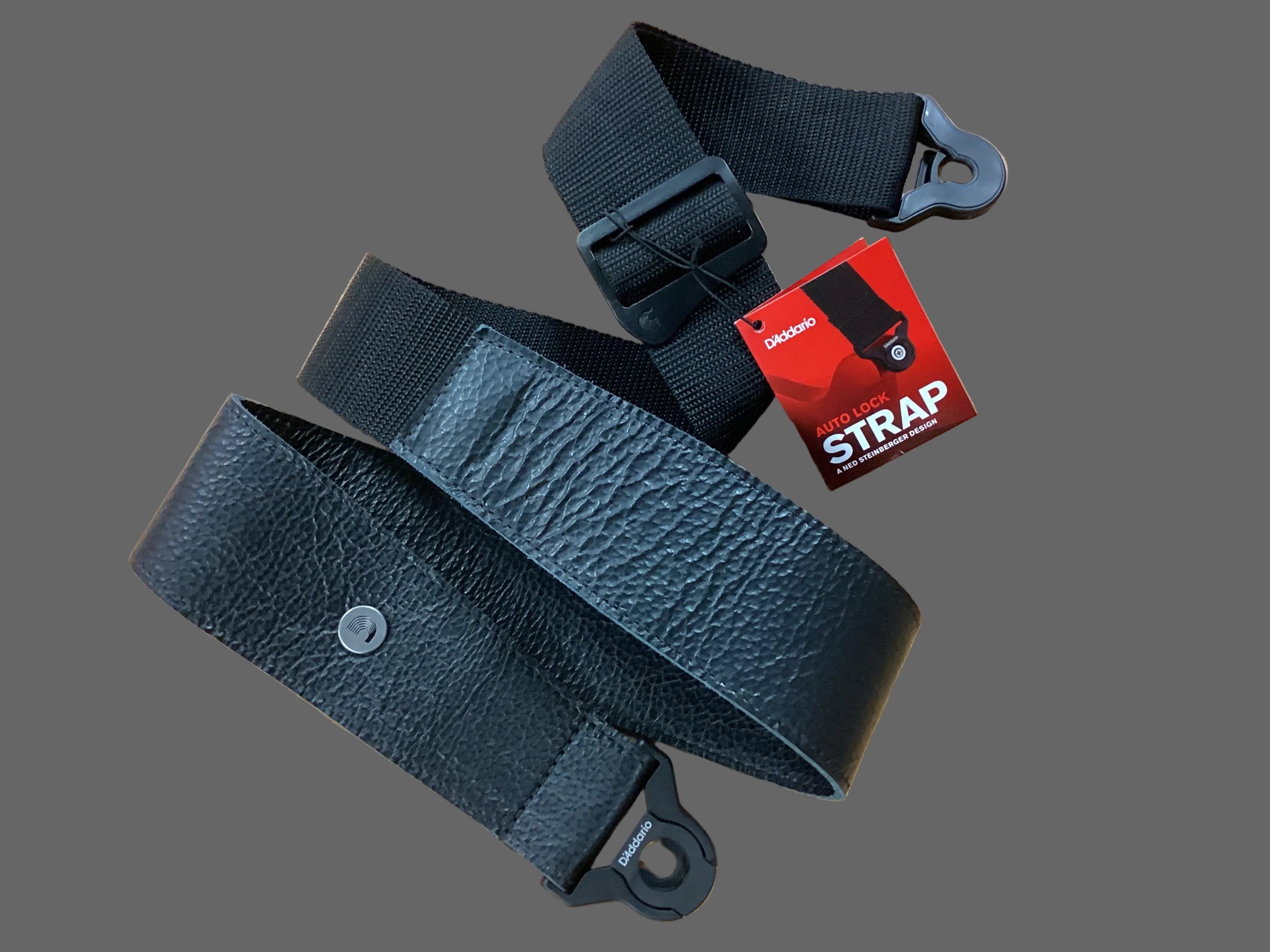 Image of D'Addario 2 1/2” Comfort Leather Auto Lock Guitar Strap, Black 25BAL00