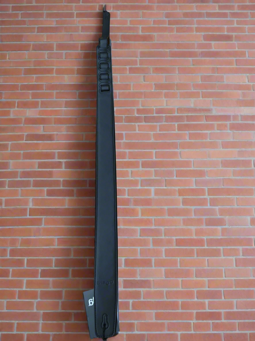 Image of Stagg Padded Leather Style strap-black SPFL 30 Blk