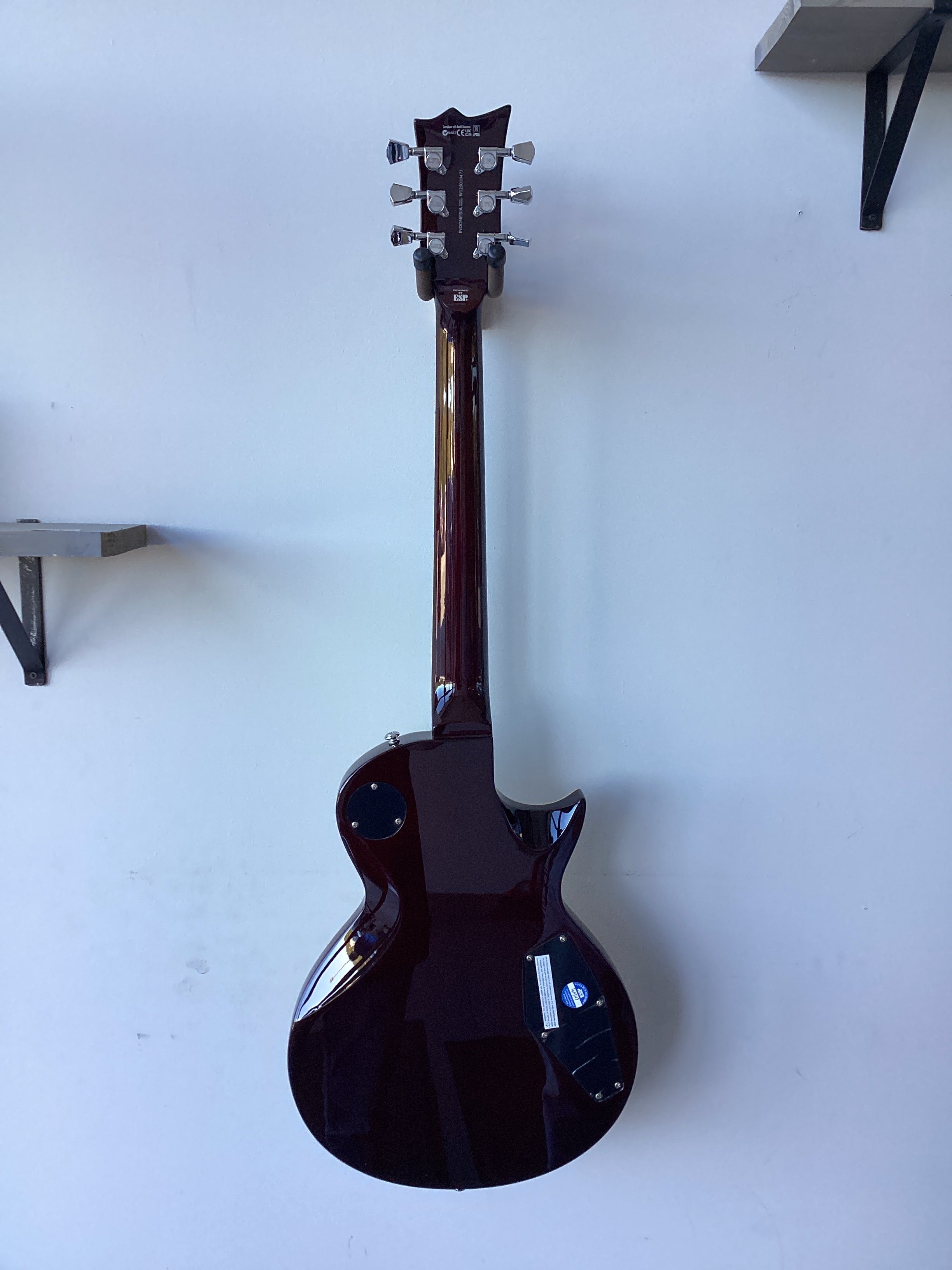 Image of LTD EC-256/VINTAGE NATURAL/LH