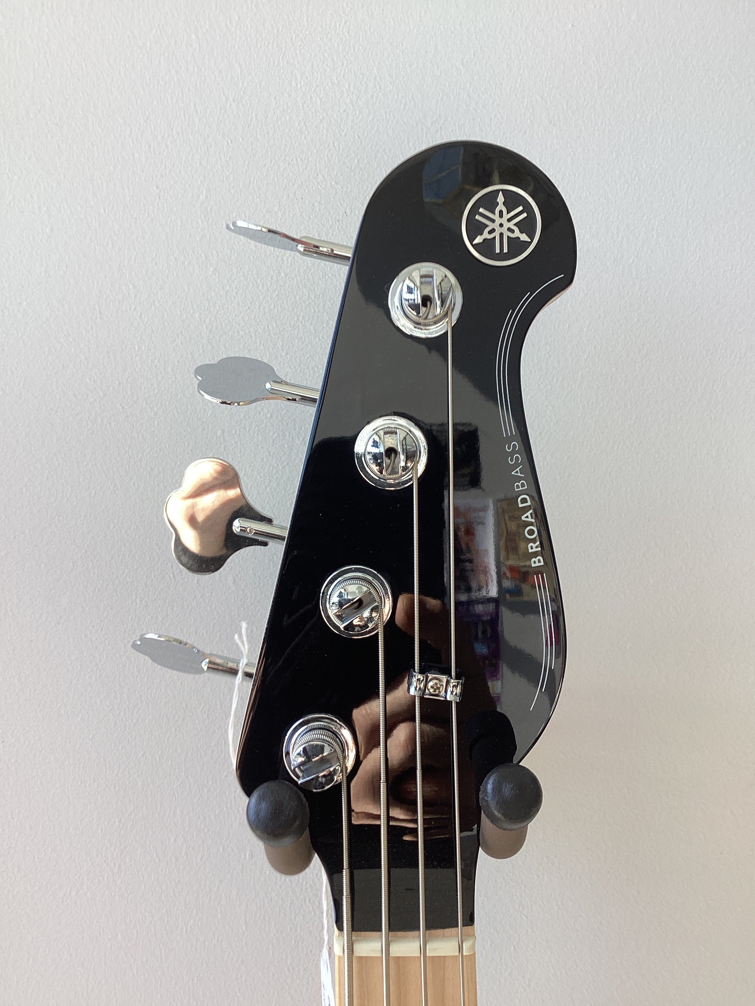 Yamaha~BroadBass~BB434~4-string bass~Black