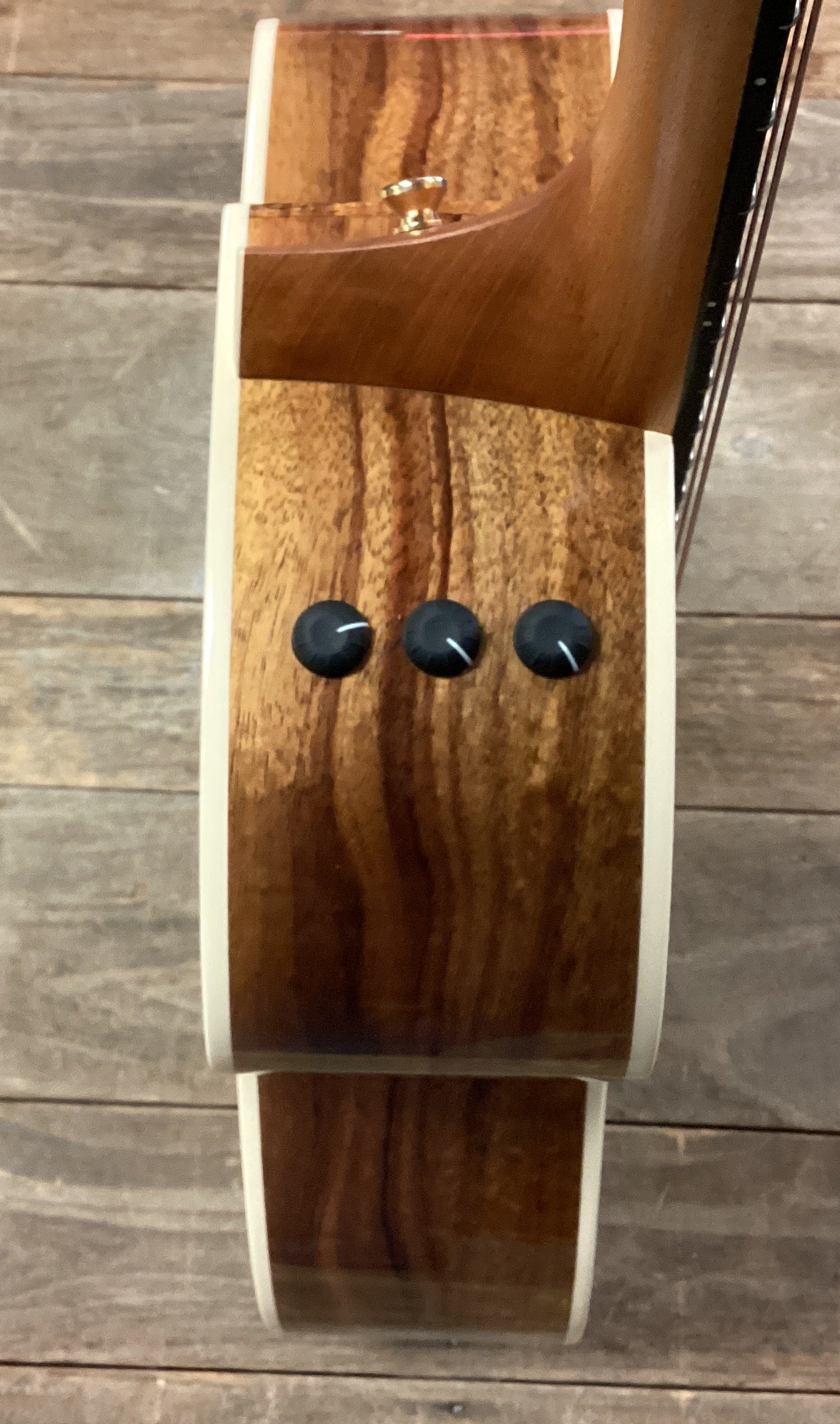 Image of Taylor 214ce-K DLX