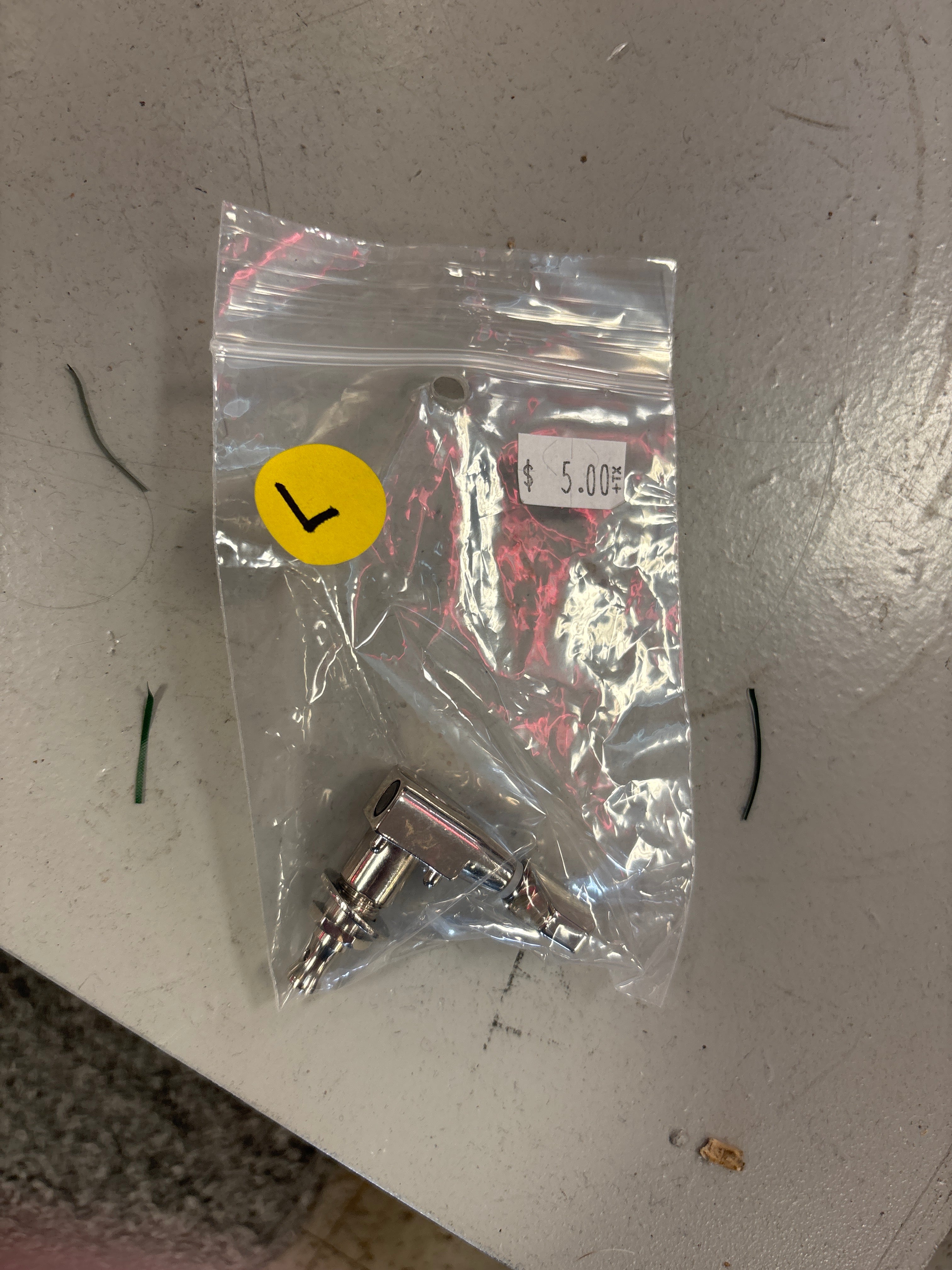 Image of Single guitar tuning machine, Left