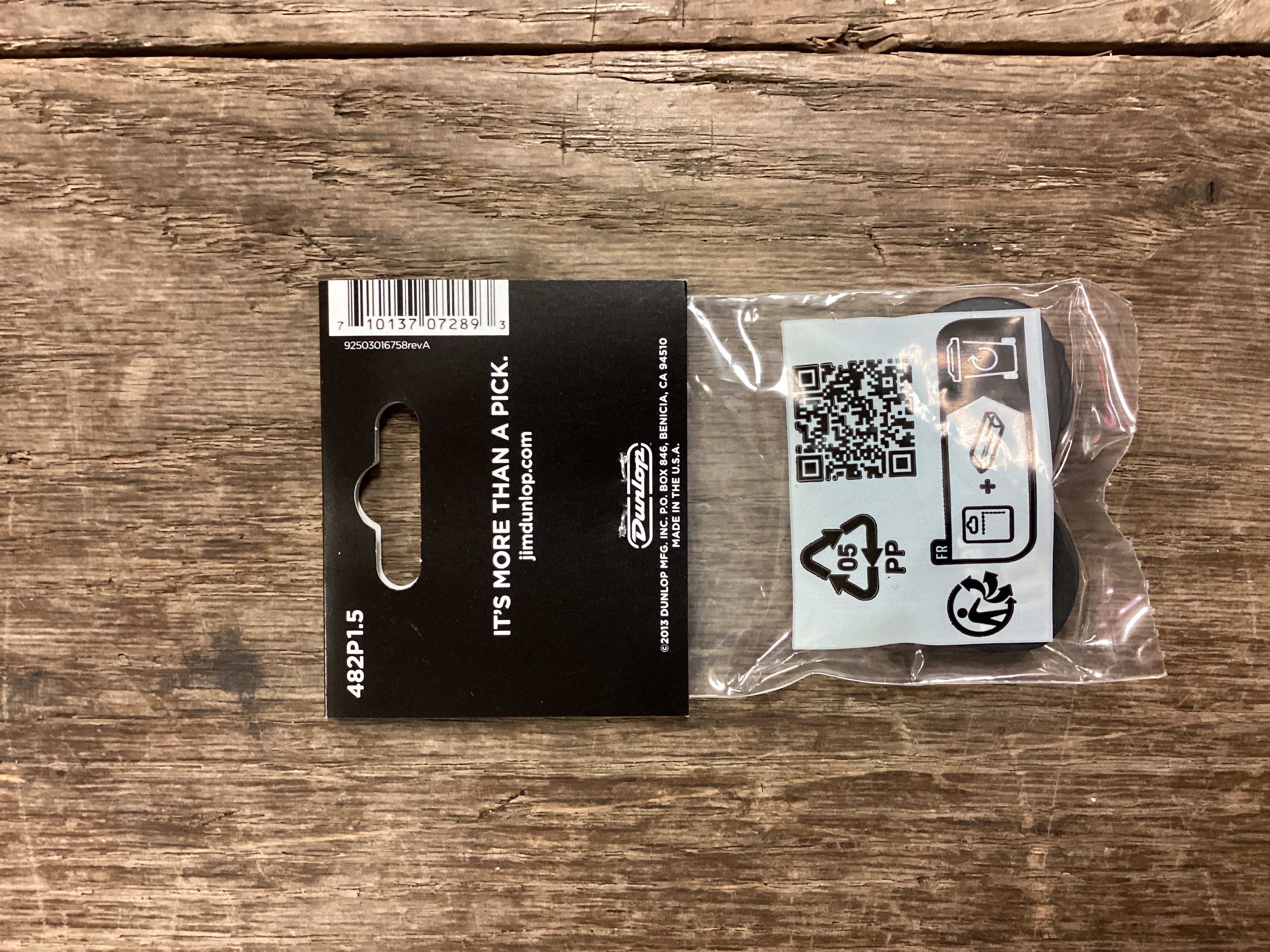 Image of Dunlop~TORTEX®~PITCH BLACK~JAZZ III PICK 1.50 (12pk)