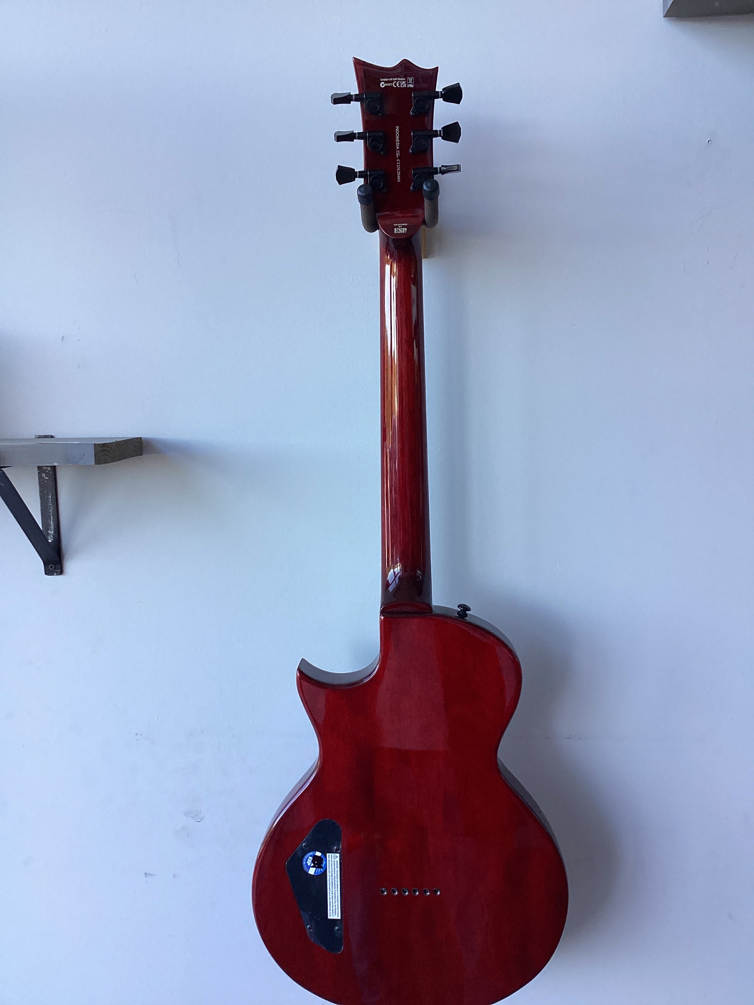 LTD EC-201 FT (Flat-Top)Single Cut Electric Guitar~See Thru Black Cherry