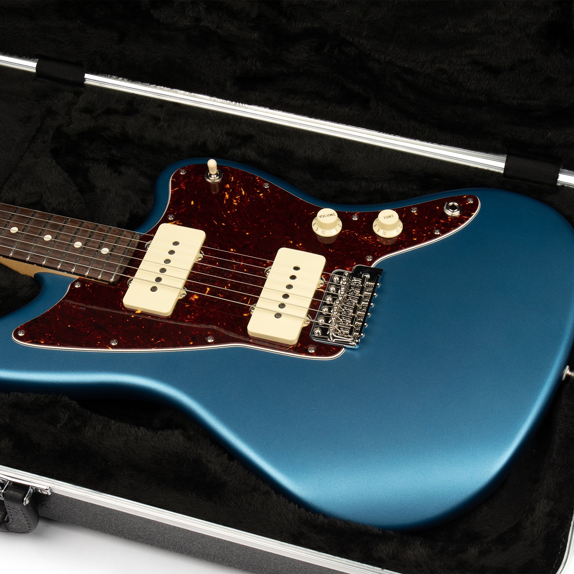 Image of Gator GC-JMASTER Hard Shell Guitar Case for Fender Jazzmaster