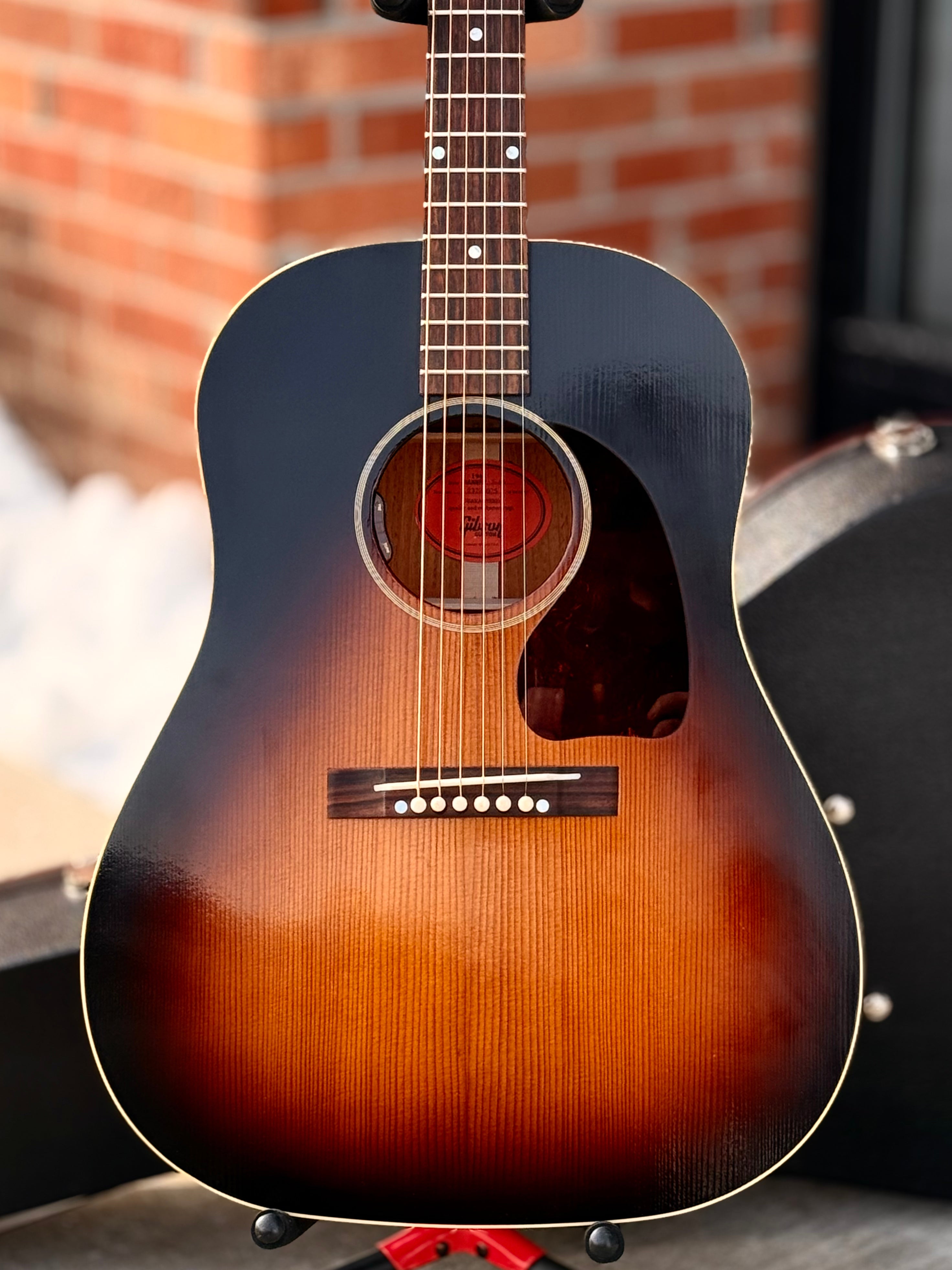 Image of Gibson J-45 Historic 1942 Banner Acoustic Guitar - Used