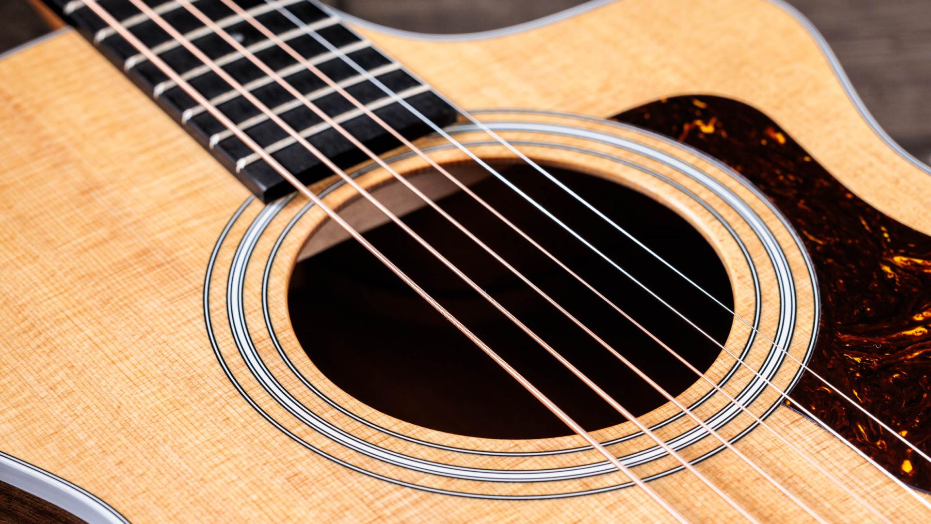 Image of TAYLOR 212ce