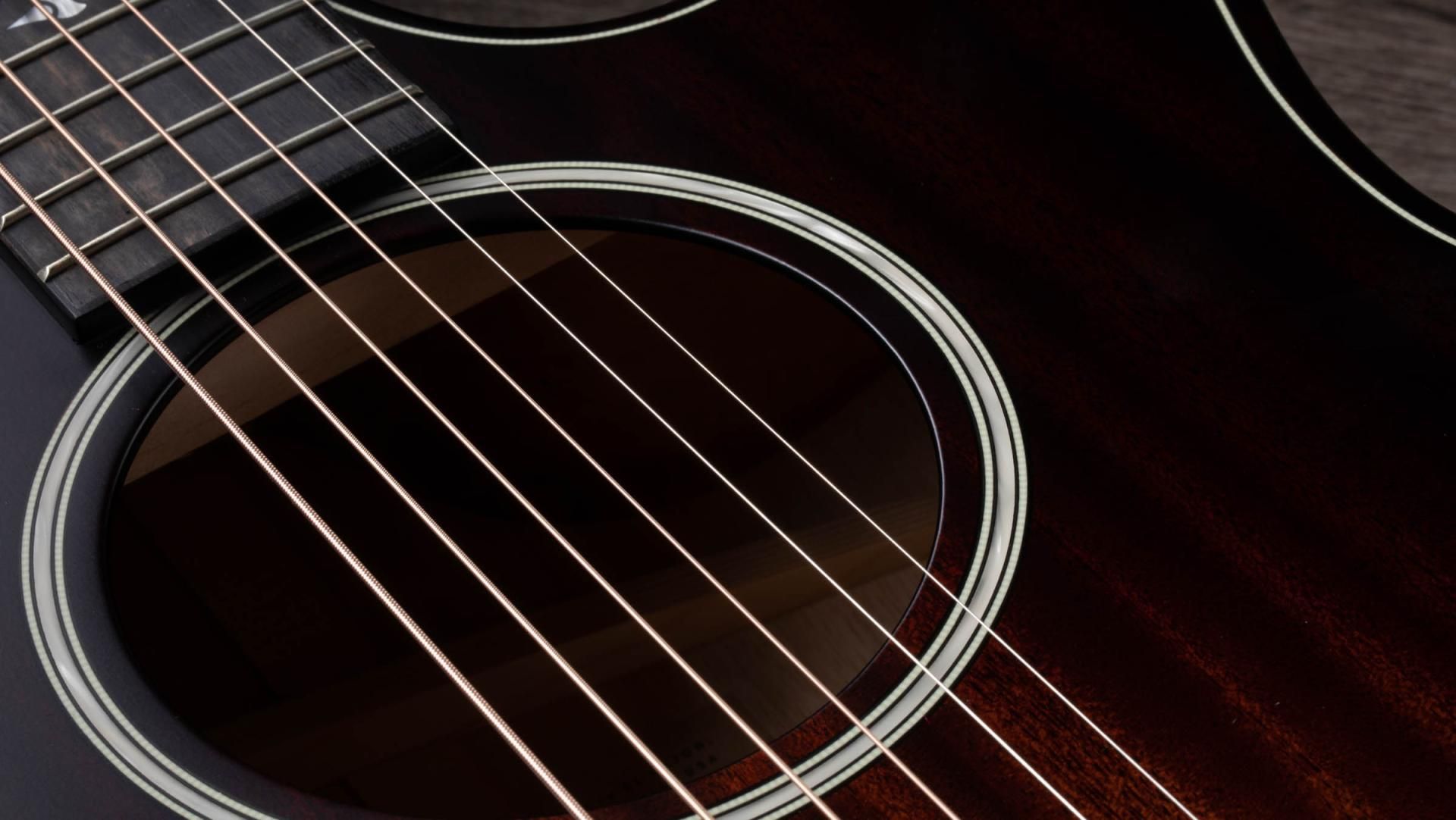 Image of TAYLOR Builder's Edition 324ce